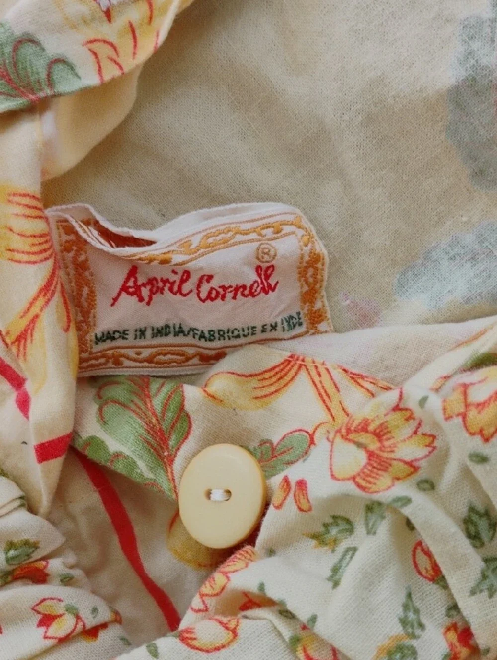 Pair (2) Vintage April Cornell 100% Cotton Yellow Floral Balloon Ruffled Shams
